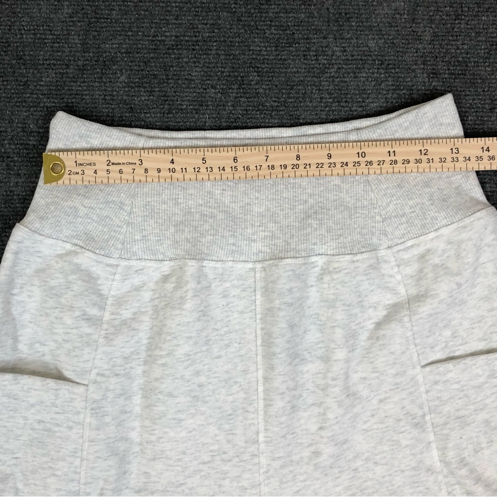 NWT Halara Cozy Light Heather Gray Cargo Pockets Sweatpants Joggers Sz S (A3) - Picture 8 of 10